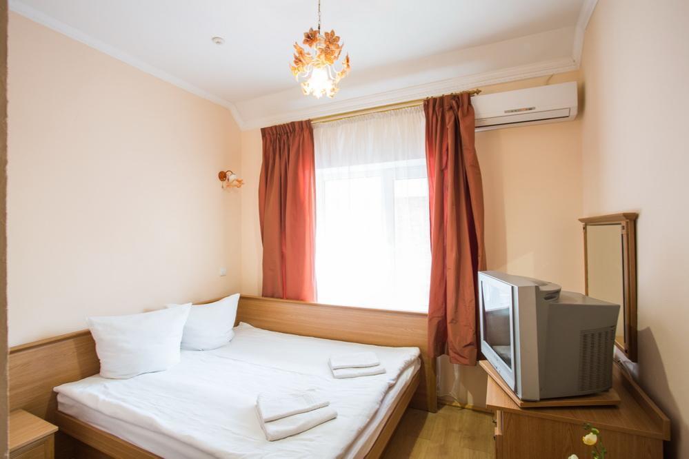 Gracia Hotell Berehove  Exteriör bild