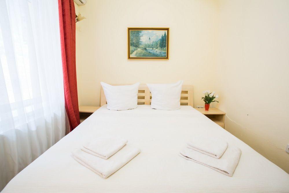 Gracia Hotell Berehove  Exteriör bild