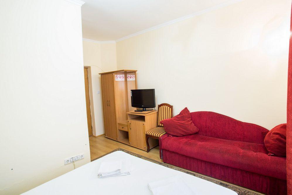 Gracia Hotell Berehove  Exteriör bild